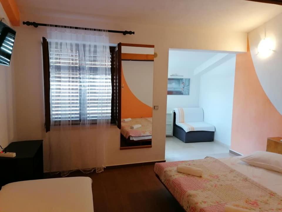 Pacho Appartement Baška Voda Buitenkant foto