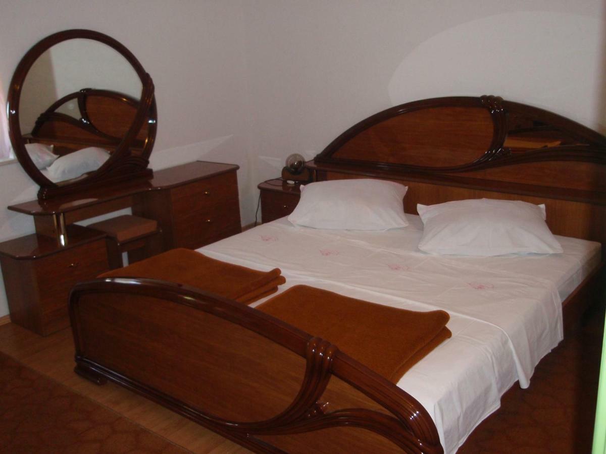 Pacho Appartement Baška Voda Buitenkant foto